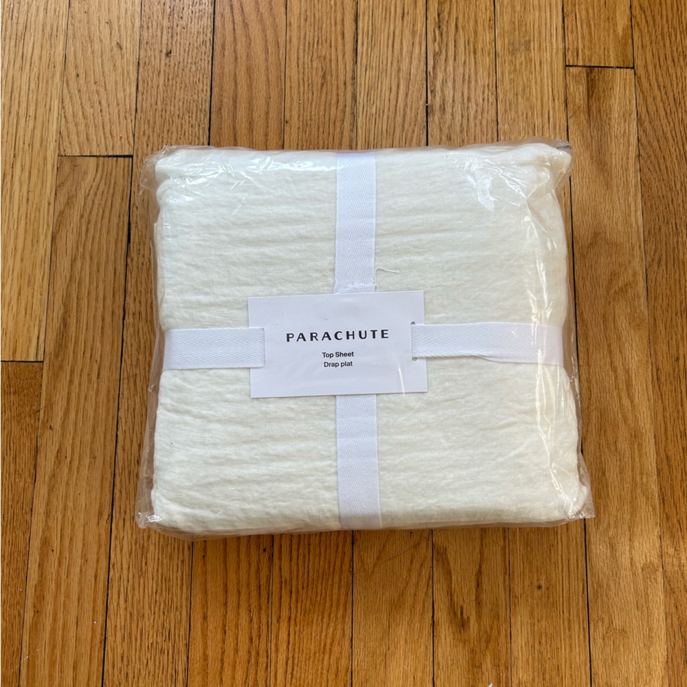 PARACHUTE Single Linen Top Sheet | King